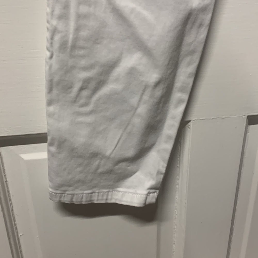 Loft - Picture 3 of 4